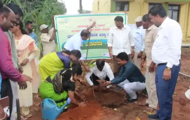Planting by the Dignitaries - World Environment Day 2024 & 1000 plus planting, KVK, BRD